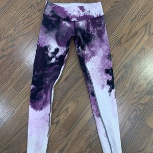 ALO Yoga Abstract Purple and Black Leggings